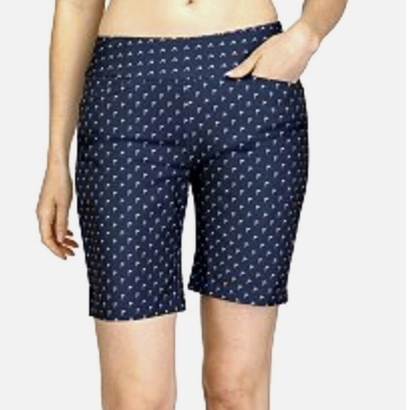 Tail White Label Women's Shorts Black In For The Win Size 12NWT - Picture 1 of 6